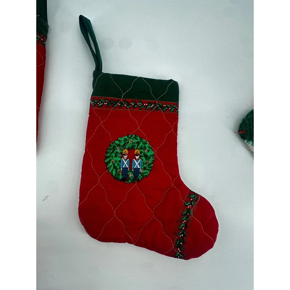 Vintage Christmas Stockings Quilted Red Green Wreath Towel Pot Holder Bundle 4pc